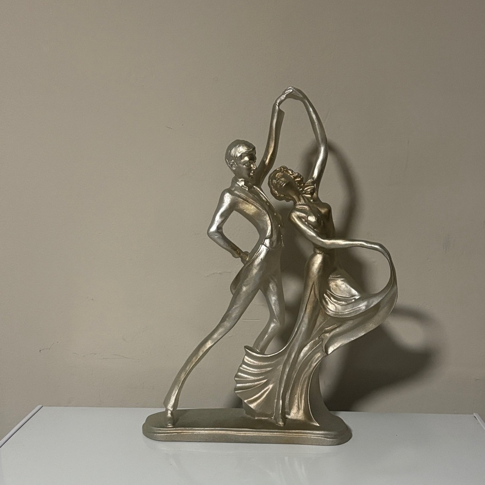 Sculpture Graceful Silver Dancing Couple